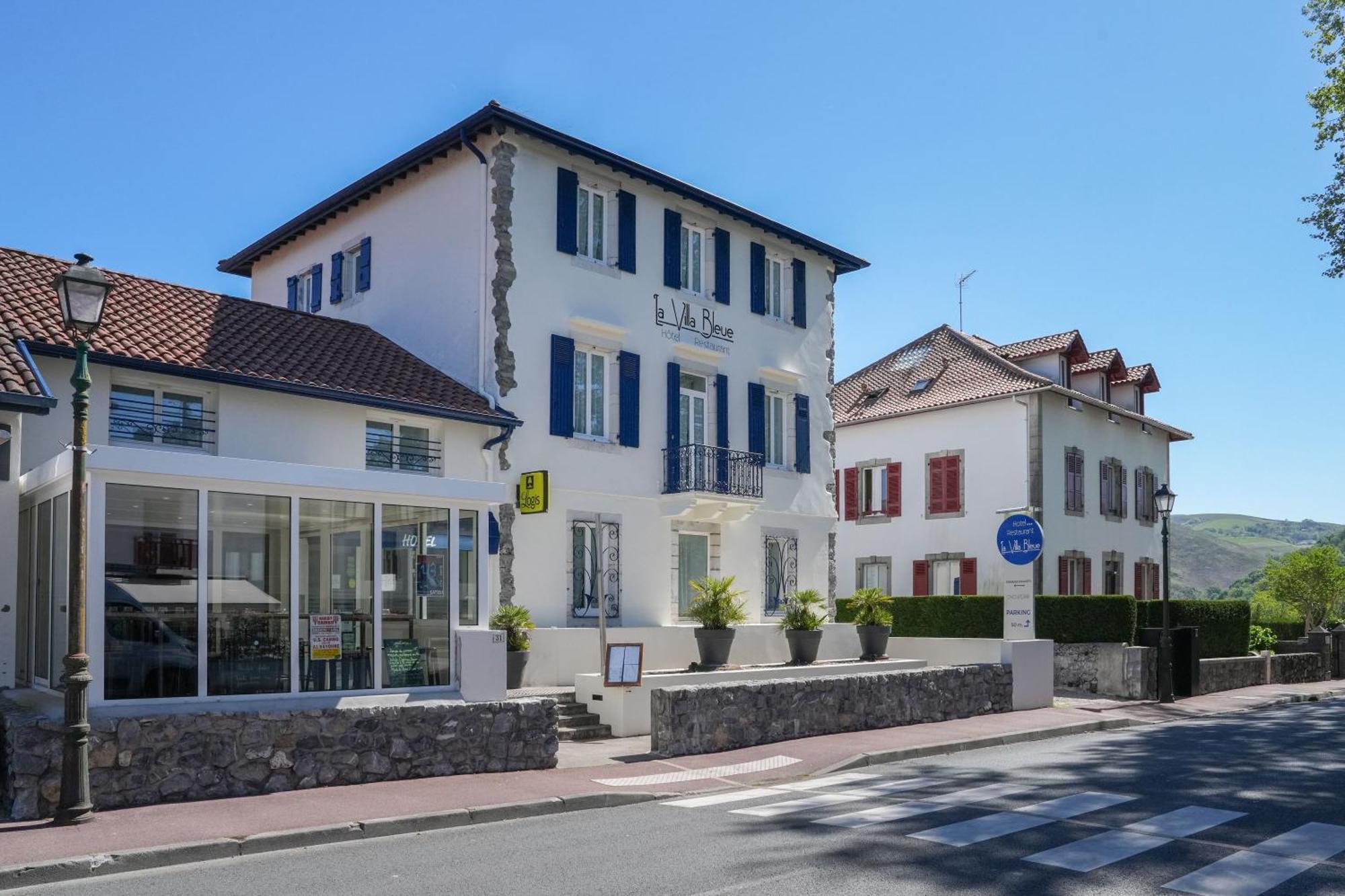 Logis Hotel & Restaurant La Villa Bleue Cambo-les-Bains Buitenkant foto